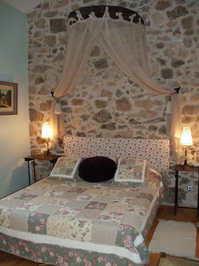 Villa La Belle Poule - SEBRIGHT à Villefranche-de-Rouergue 0*,