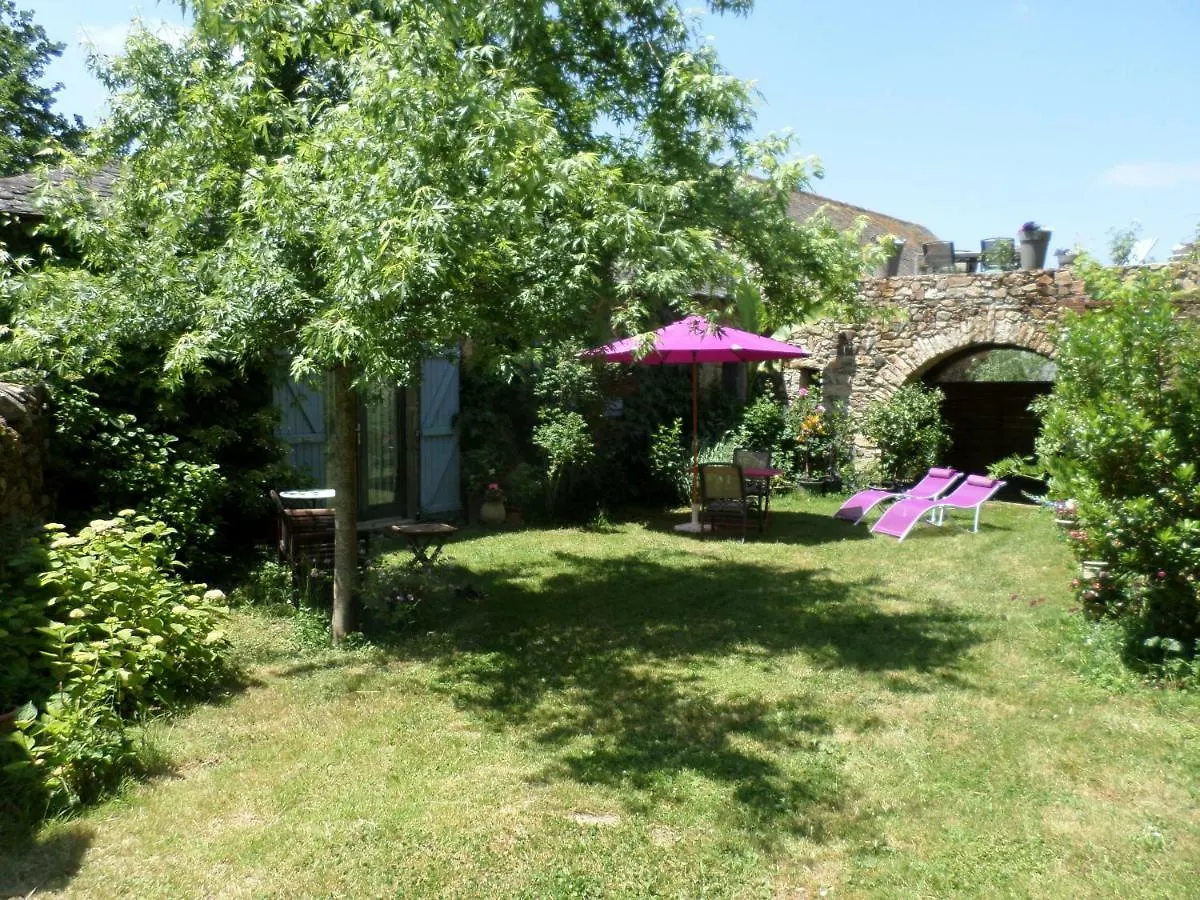La Belle Poule - Sebright Villa Villefranche-de-Rouergue 0*,  France